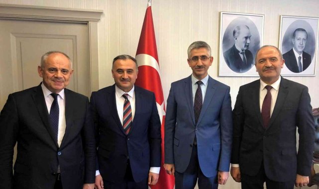 Belediye başkanlarından Bakan Yardımcısı Yılmaz'a ziyaret