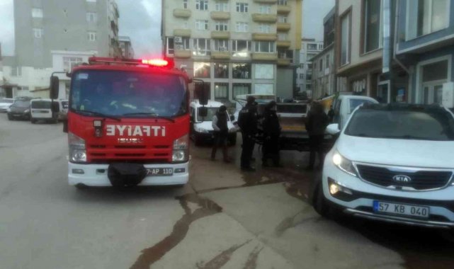 Belediye çöp aracında yangın paniği