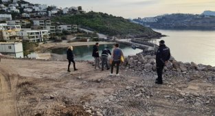 Belediye, Küçükbük'te Denizi Dolduran Kaçak Hafriyat Dökümünü Durdurdu