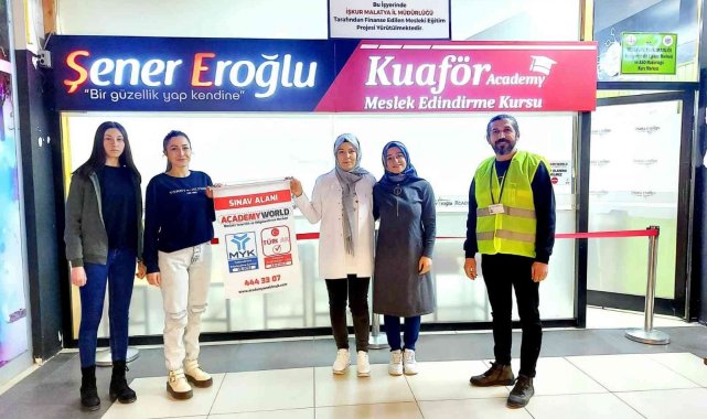 Berber ve kuaförlere mesleki yeterlilik belgesi imkanı