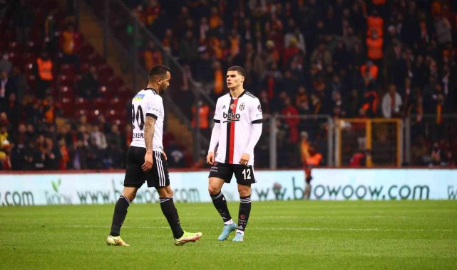 Beşiktaş bu sezon ilk derbi mağlubiyetini aldı