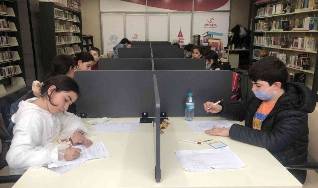 Beyoğlu'nda Piripaşa Millet Kütüphanesi açıldı