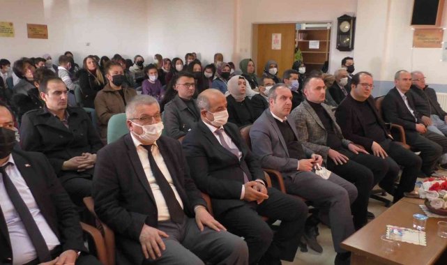 Beyşehir&#039;de kütüphaneden en çok faydalananlara ödül