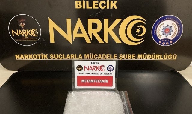 Bilecik'te şüpheli şahsın üzerinde 250 gram uyuşturucu madde ele geçirildi