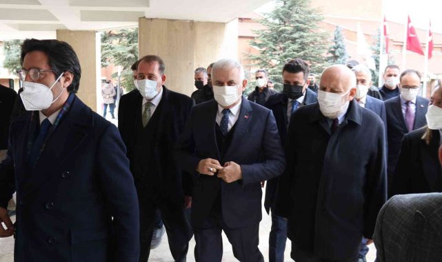 Binalı Yıldırım Eskişehir&#039;de