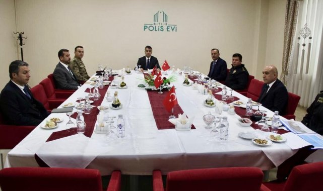 Bitlis'te "Üniversitelerde Güvenlik Tedbirleri Toplantısı" yapıldı
