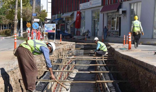 Bozyazı'da yağmursuyu alt yapı çalışmalarına başlandı