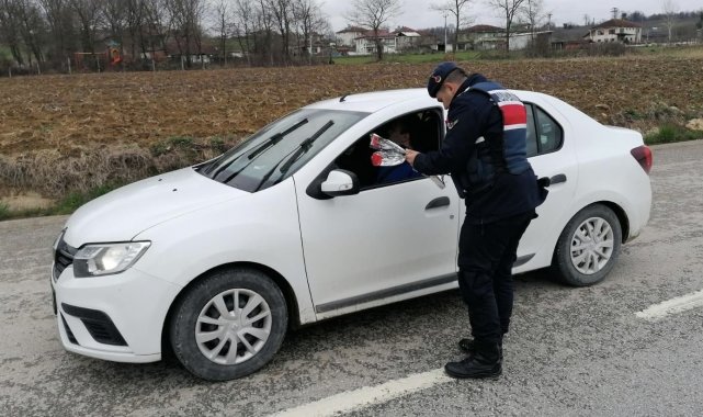 Bu kez Dünya Kadınlar Günü&#039;nü kutlamak için durdurdular
