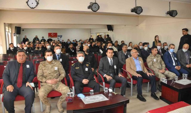 Bulanık'ta "İstiklal Marşı'nın Kabulü ve Mehmet Akif Ersoy'u Anma Günü" programı