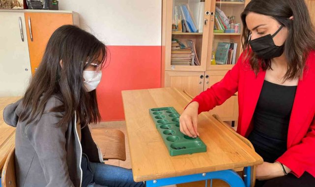 Burhaniye&#039; de akıl ve zeka oyunları sevildi