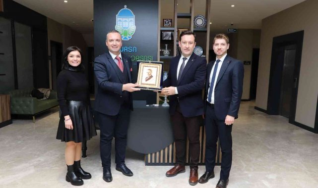 Bursa TB Online Akademi'de Çay 5.0 söyleşilerinin konuğu TOBB Borsalar Müdürü Yiğit Ateş oldu