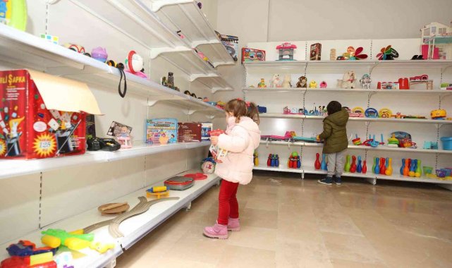 Bursa&#039;da oyuncakların paylaşılacağı &#039;Oyuncak Evi&#039; açıldı