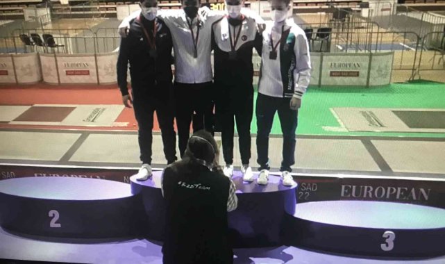 Bursa'lı Eskrimci Avrupa üçüncüsü oldu