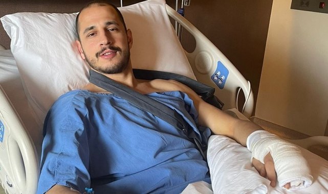 Bursaspor kalecisi Erhan Erentürk ameliyat oldu