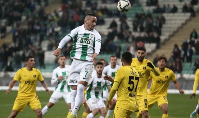 Bursaspor&#039;da en çok süre alan yabancı oyuncu Namiq Alasgarov oldu