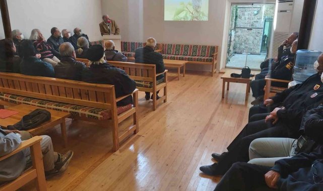 Büyükşehir&#039;den Antalya&#039;nın kuşları söyleşisi