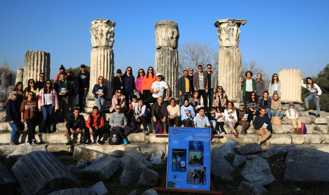 Büyükşehirden kütüphane haftası farkındalık buluşması