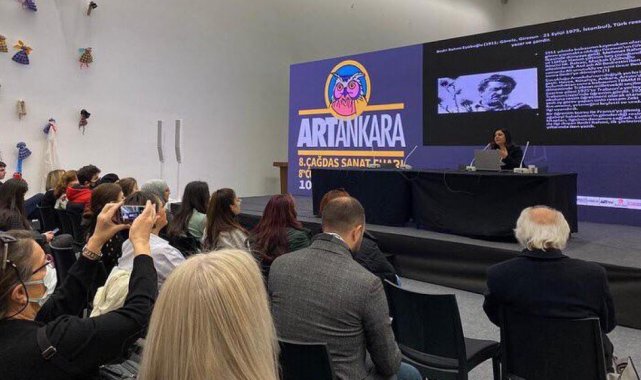 Çağdaş Sanat Fuarı'nda DPÜ'yü Doç. Dr. Pınar Yazkaç temsil etti