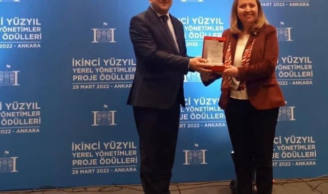 Çan Belediyesi Yerel Yönetimler proje alanında 2 ödül birden aldı