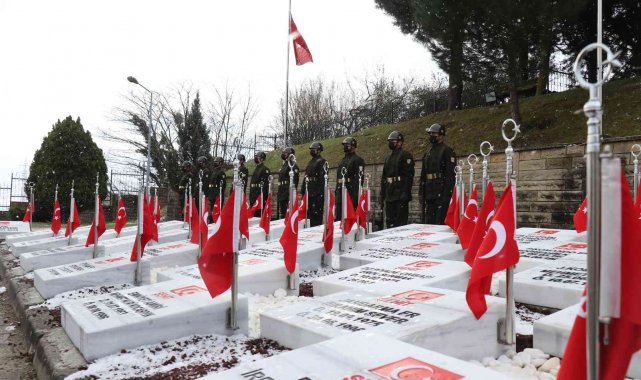 Çanakkale şehitleri Sakarya'da dualarla anıldı
