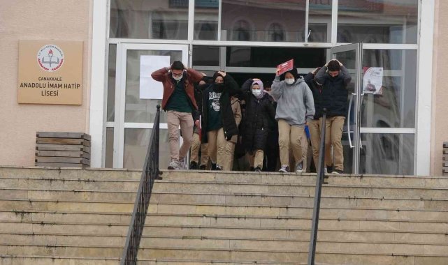 Çanakkale&#039;de deprem tatbikatı gerçekleştirildi