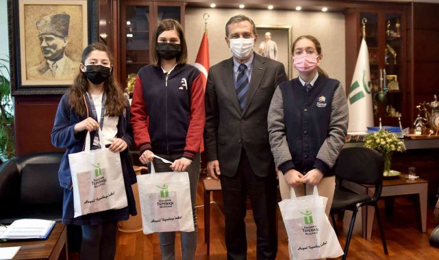 Çocuklar çevre konularını sordu Başkan Ataç yanıtladı