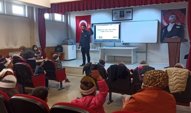 Çocuklara güvenli internet kullanımı eğitimi