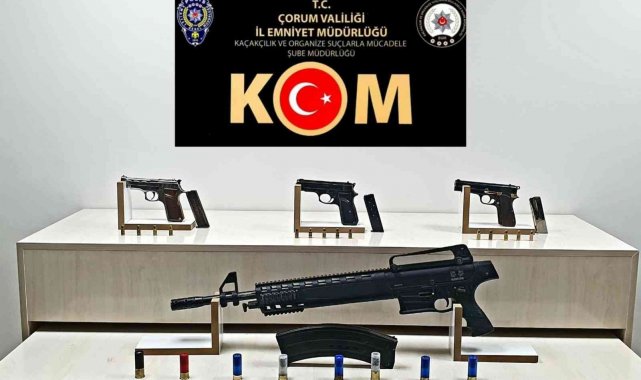 Çorum polisinden ruhsatsız silah operasyonu