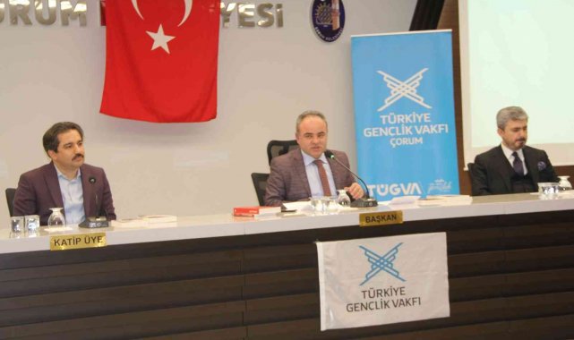 Çorum&#039;da &quot;Yavuz Sultan Selim&#039;den 15 Temmuz&#039;a Tarihin Kırılma Noktaları&quot; konferansı