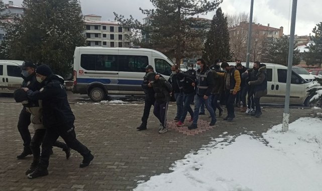 Çorum&#039;daki kuyumcu soygunu zanlıları adliyeye sevk edildi