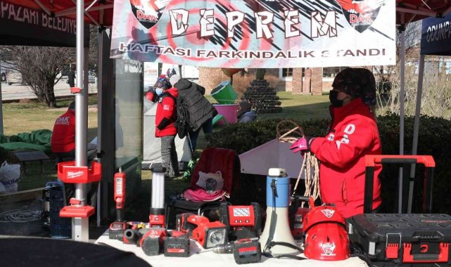 DAK'tan 'Farkındalık Standı' çerçevesinde afet bilinçlendirme eğitimi