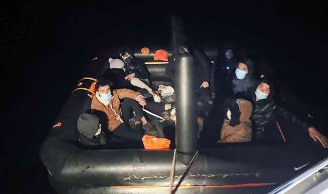 Datça&#039;da 19 düzensiz göçmen kurtarıldı