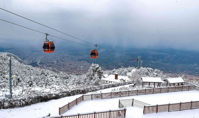 Denizli Teleferik ve Bağbaşı Yaylası beyaza büründü