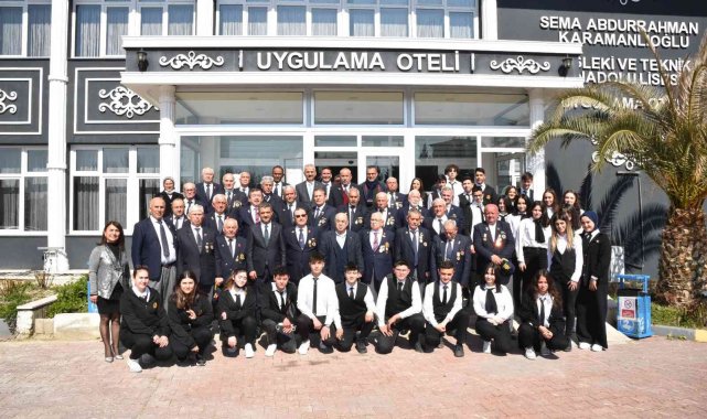 Denizli'de meslek lisesi öğrencileri gazilerle buluştu