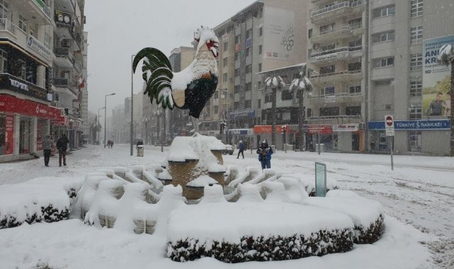 Denizli'ye soğuk ve yağışlı hava geri geliyor