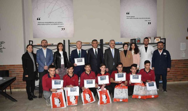 Denizlili öğrencilerden şampiyonada önemli başarı