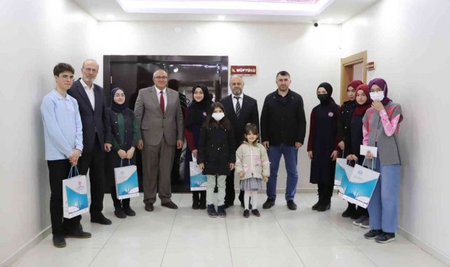 Dereceye giren öğrenciler ödüllendirildi