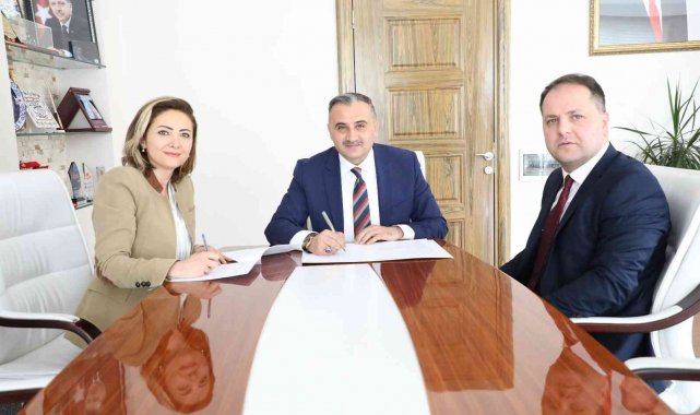 Develi'de 'Kadın Üreticiler Yöresel Ürün Pazarı' protokolü imzalandı