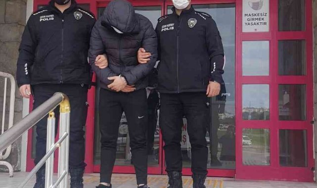 Didim'de tekne motoru hırsızları tutuklandı