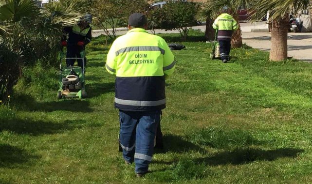 Didim&#039;de yeşil alanlarda çalışmalar devam ediyor