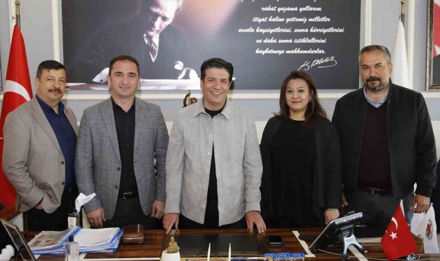 Döşemealtı Belediyesi&#039;nde toplu iş sözleşmesi sevinci