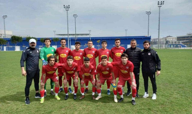 Döşemealtı, Türkiye Şampiyonası umutlarını son maça taşıdı