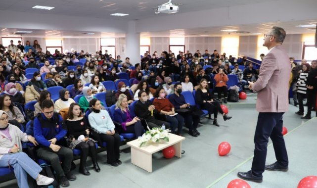 DPÜ'de "Eğitimde Motivasyon ve Stres Yönetimi" etkinliği