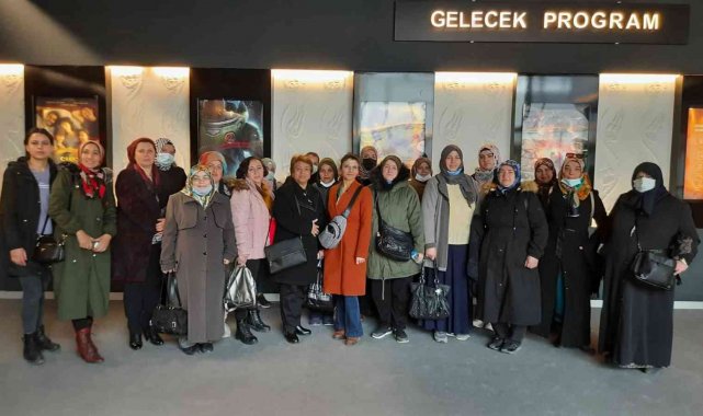 Dumlupınar'da kursiyerler için sinema etkinliği düzenlendi