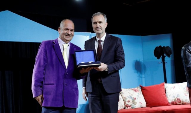 Dursun İstemez adlı oyun İnegöllü sanatseverlerle buluştu