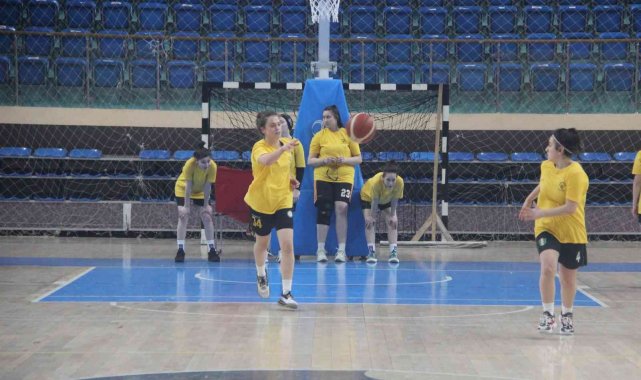 Düzce Atletik, Fenerbahçe maçının hazırlıklarını sürdürüyor