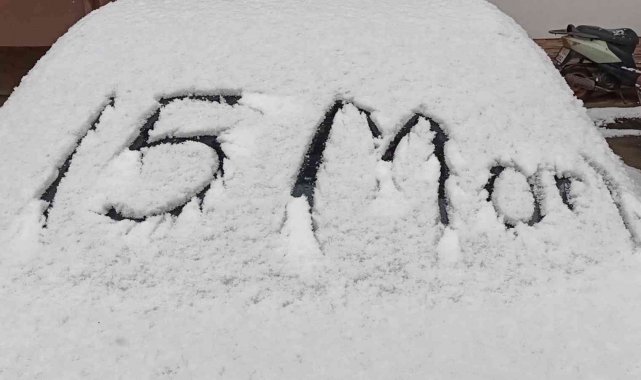 Düzce&#039;de Mart karı kent merkezinde etkili oluyor