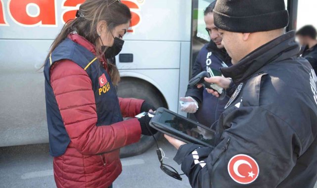 Düzensiz göçmen denetiminde 6 gözaltı
