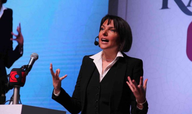 Ece Üner: "Bugün gücümüzü yeniden keşfetme günü olsun"