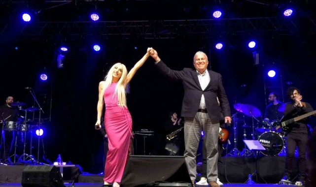 Efeler Gastronomi Festivali Gülşen konseri ile son buldu